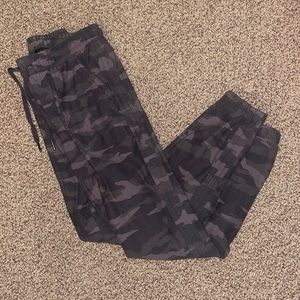 Athleta camo joggers